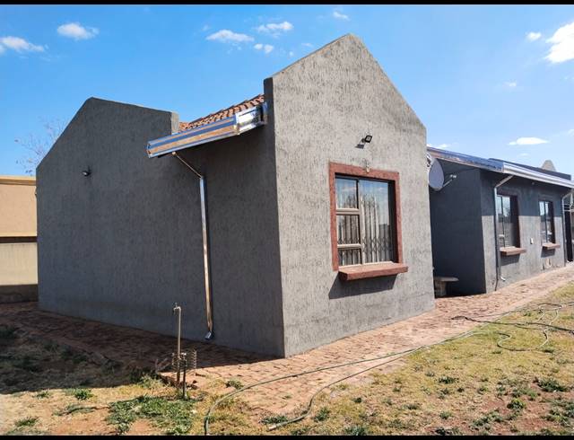 3 BEDROOM HOUSE FOR SALE IN KOOKRUS